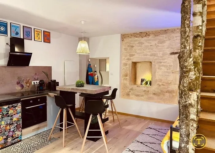 Triplex 4 Lits Simples Lägenhet