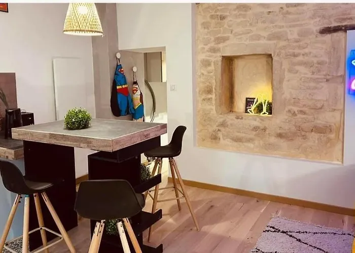 Triplex 4 Lits Simples * Belleville (Meurthe-et-Moselle)